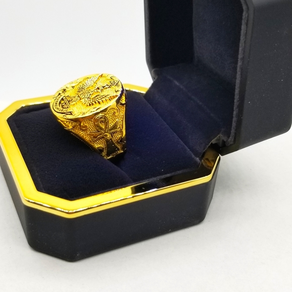 Double Eagle Life Ring - Picture 2 of 3